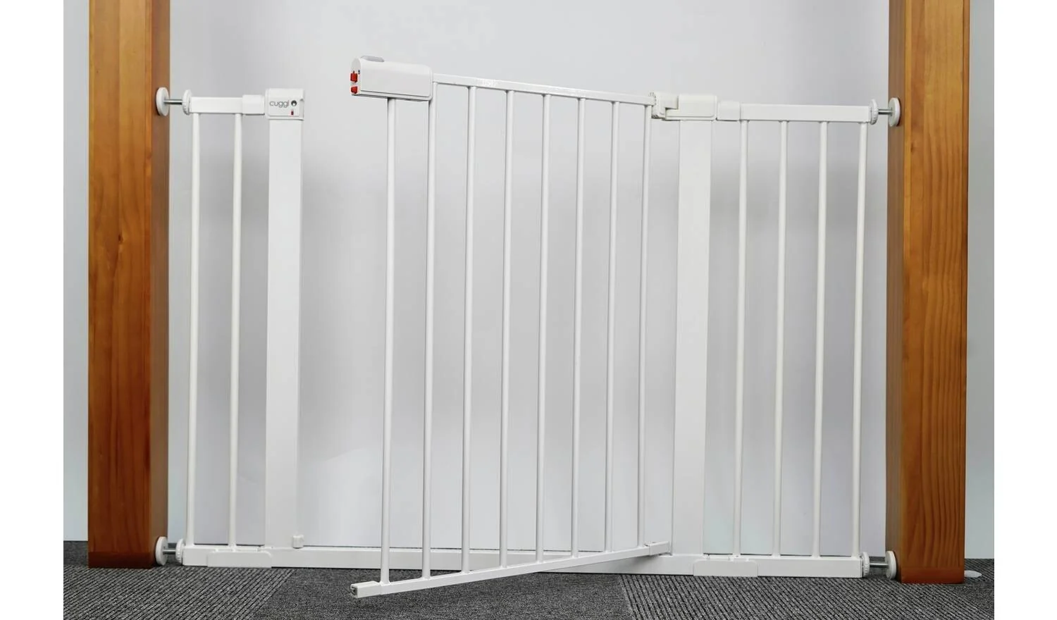 Cuggl Extra Wide Safety Gate For Stairs And Doorways Kids Adjustable - Image 2