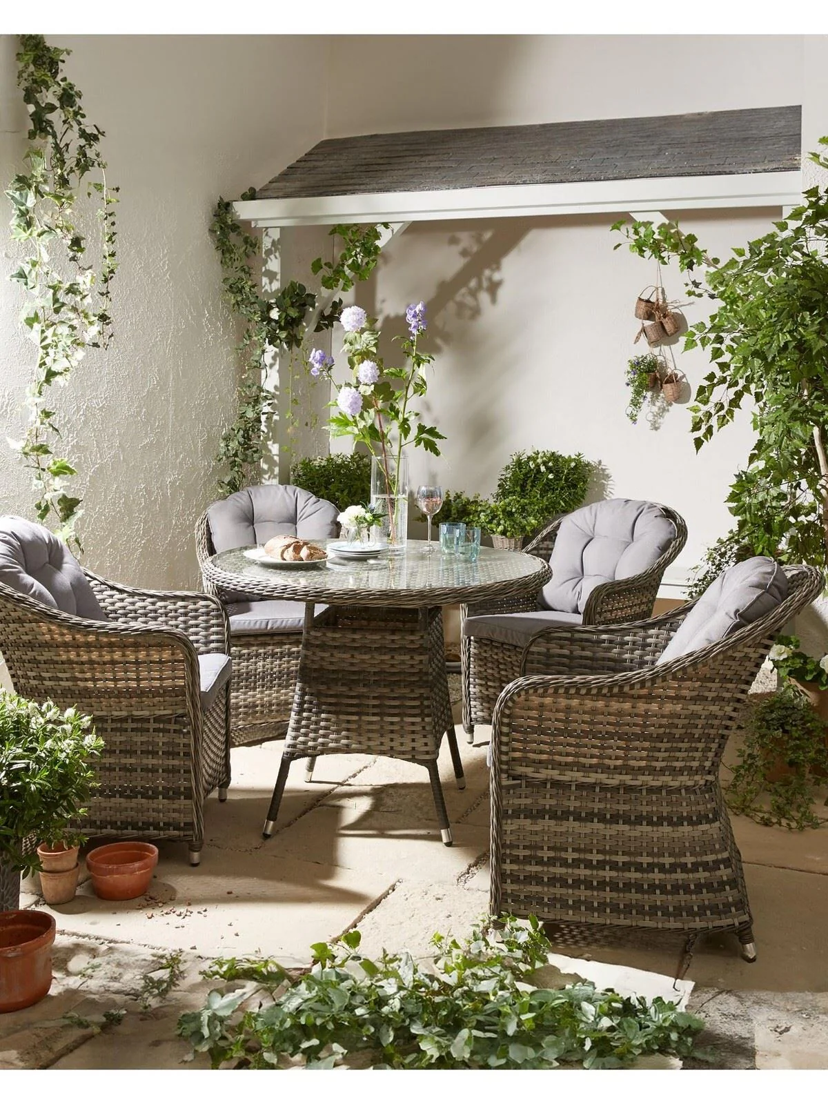 Florida 4 Seater Dining Set Stylish and Spacious Outdoor Furniture Grey