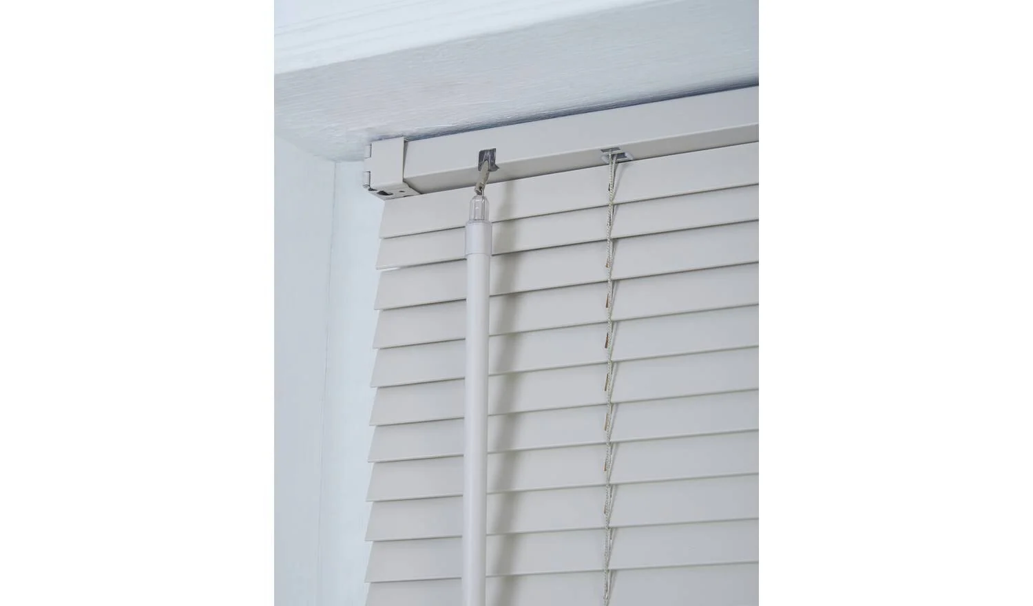 Little Black Book 25mm Venetian Blind Warm Grey 70x130cm Easy Cleaning - Image 2