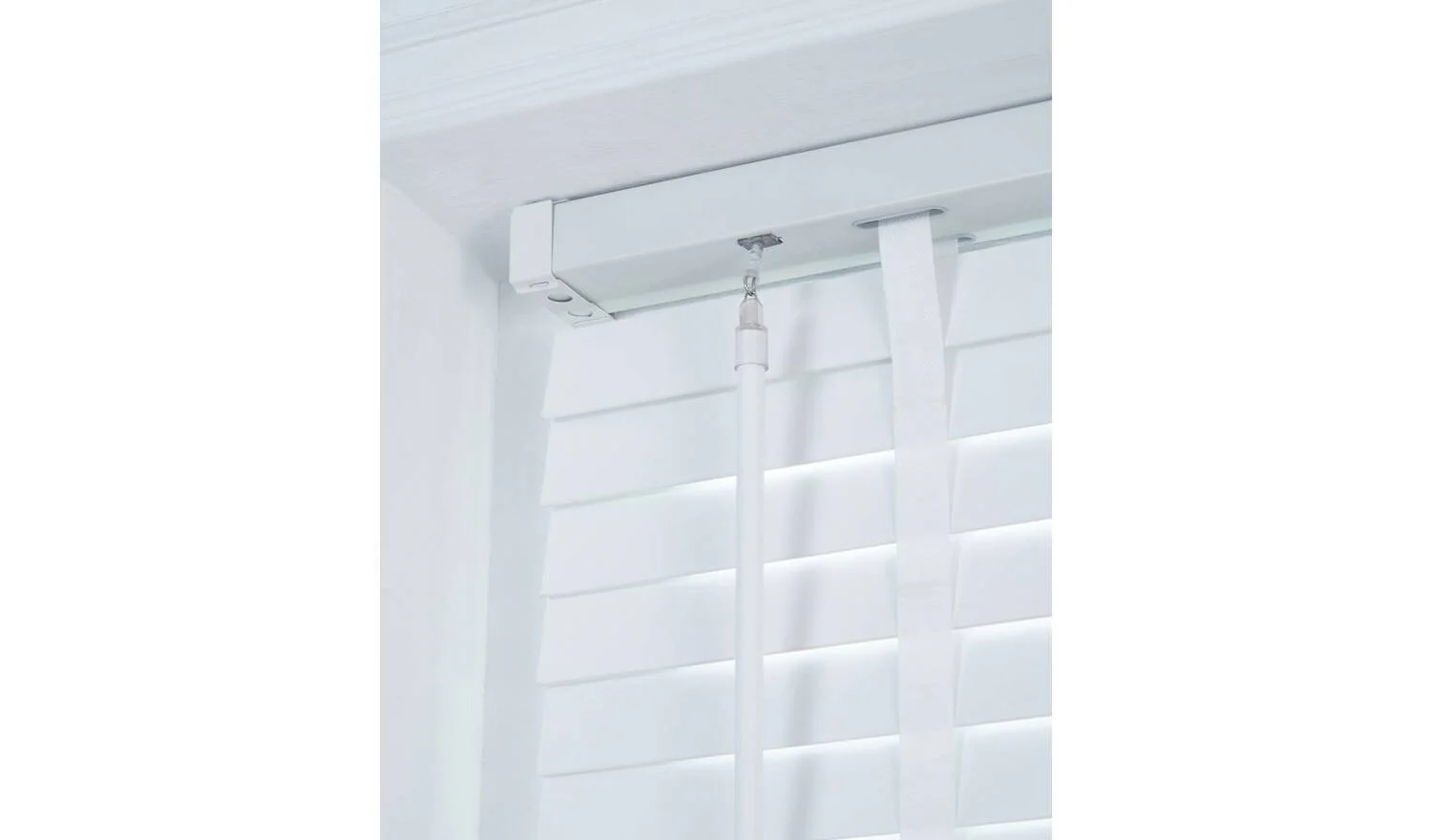 Little Black Book 50mm Venetian Blind White 65x130cm Light Filter - Image 2